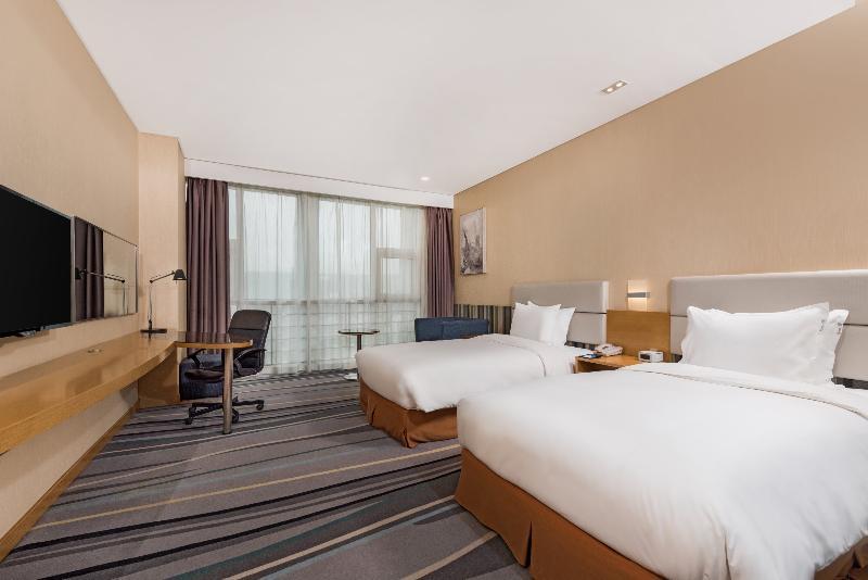 Holiday Inn Express Baoji City Centre By Ihg Екстериор снимка